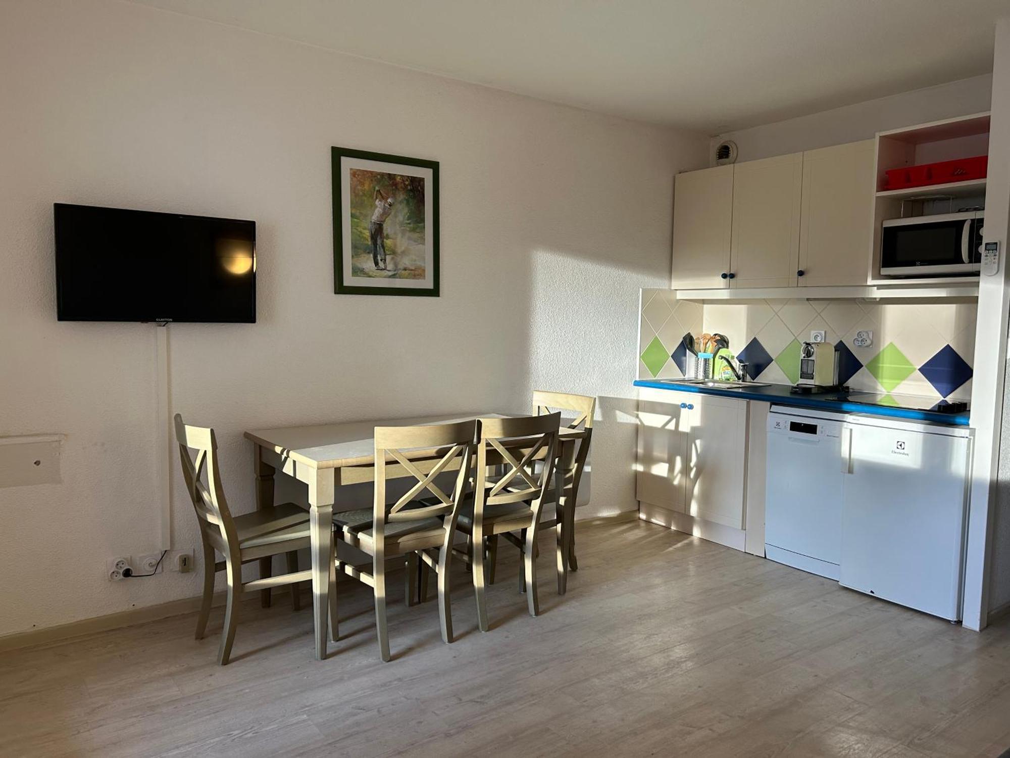 Domaine Valescure Appartement 1 Ou 2 Pieces Vue Jardin Ou Piscine Сен-Рафаель Екстер'єр фото